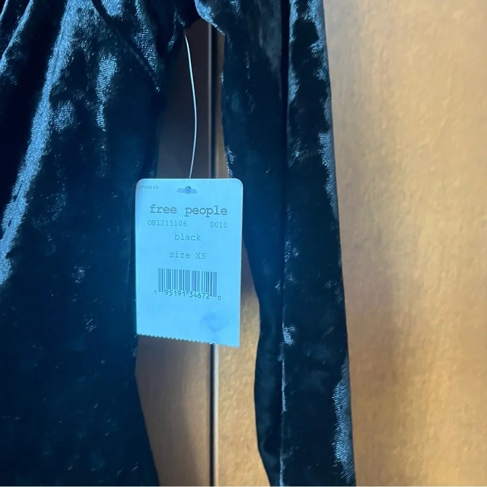 Free People Perfect Date Night Black Velvet Long Sleeve Relaxed Cowl Neck NWT XS